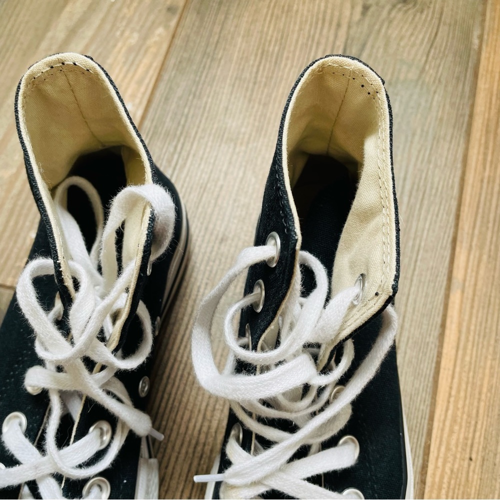 Women’s black platform All Star Converse hi tops, SZ 5 - Picture 5 of 9